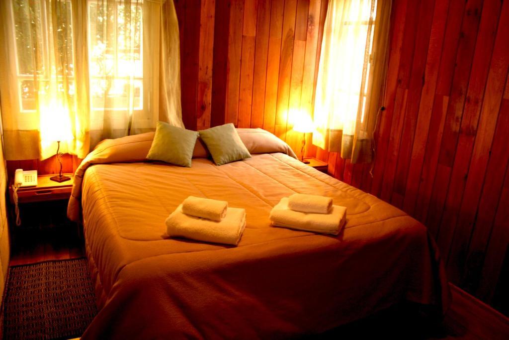 Wesley Hosteria Boutique San Martín de los Andes Room photo